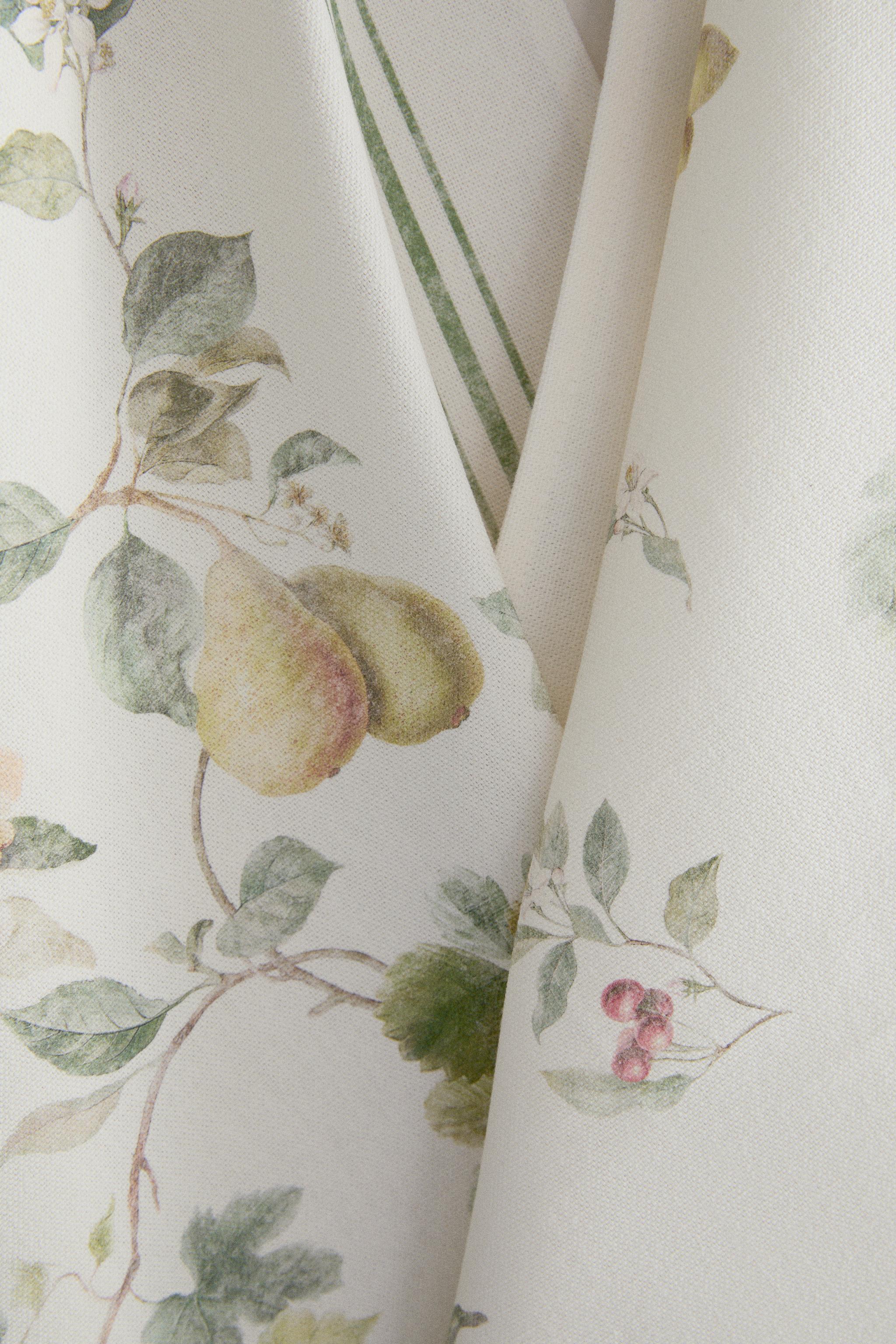 PACK OF COTTON FLORAL TEA TOWELS (PACK OF 2)